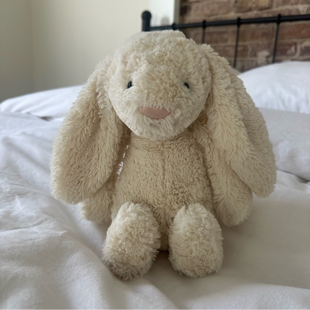 Jellycat Cream Bashful Bunny